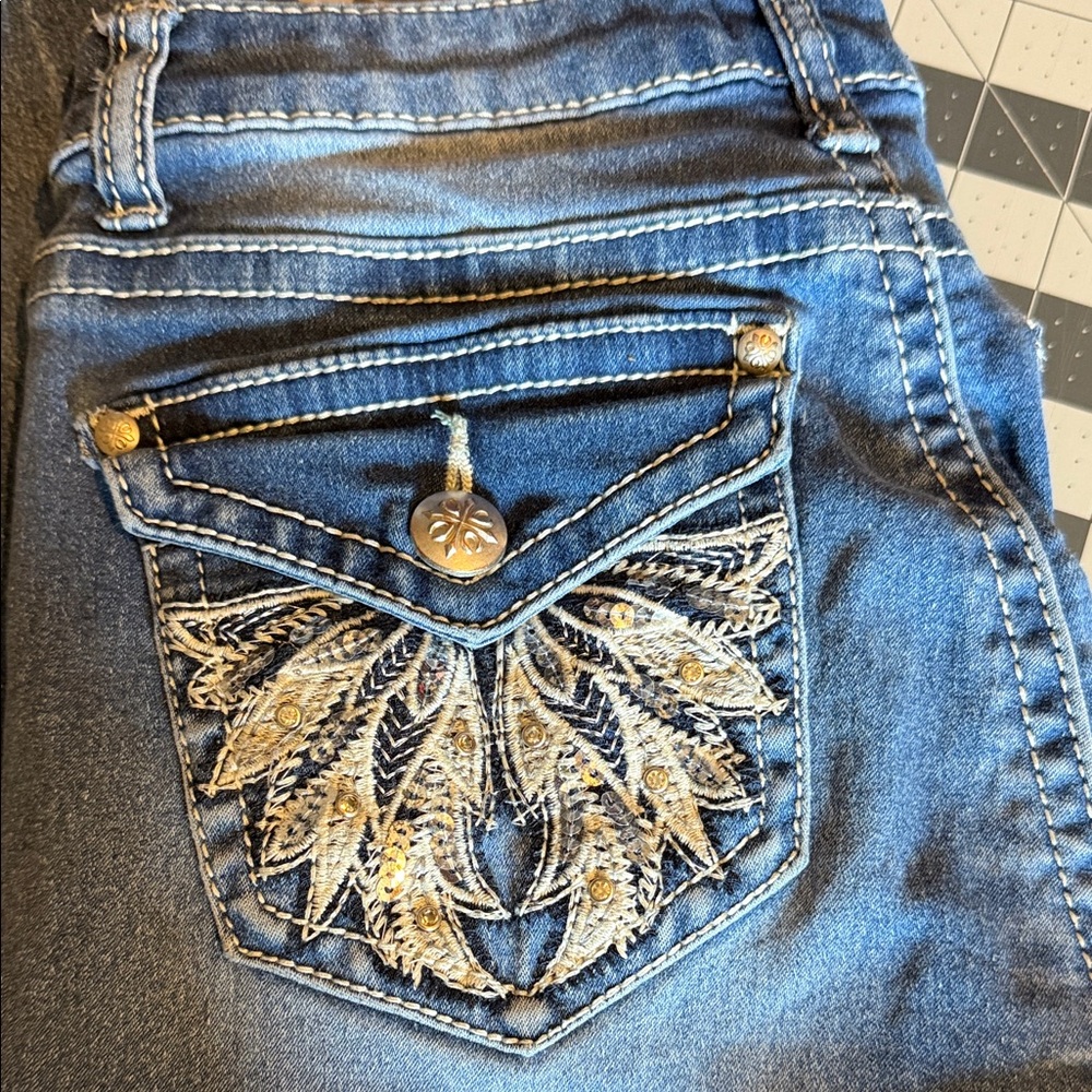 Soundgirl Blue Boot Cut Jeans with Silver Embellishments size 5 - Picture 3 of 13